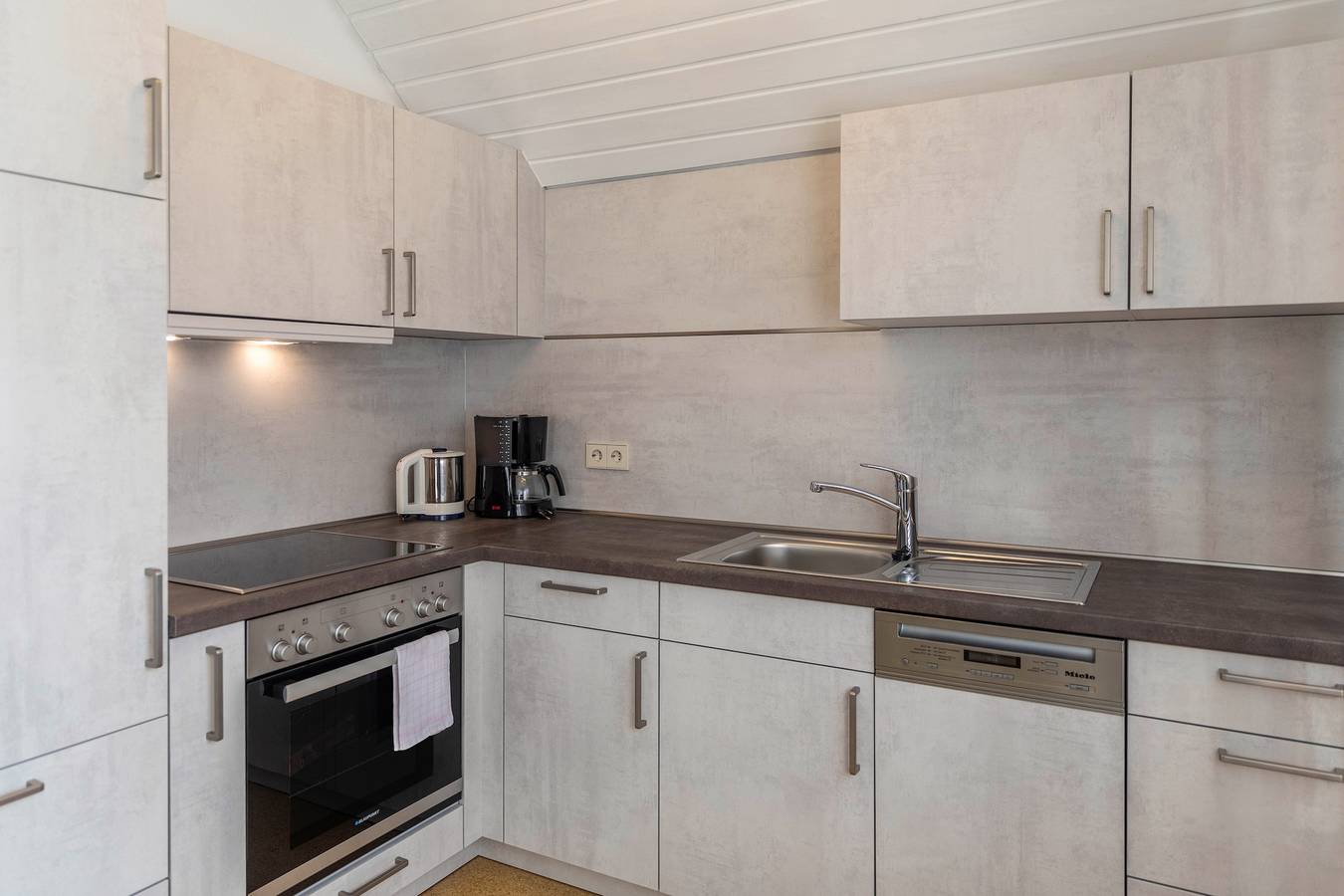 Ganze Wohnung, Gemütliche Ferienwohnung "Baur Nr. 3" mit Wlan und Balkon. Parkplatz vorhanden in Salem, Region Bodensee-Oberschwaben