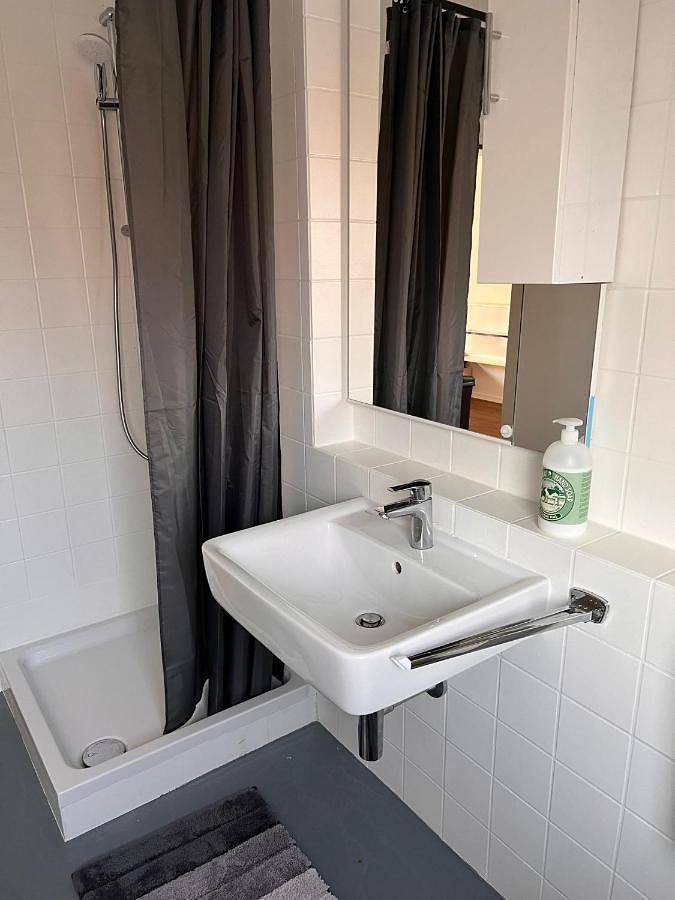 Ferienwohnung für 3 Personen, mit Balkon und Terrasse in Aalen - 2