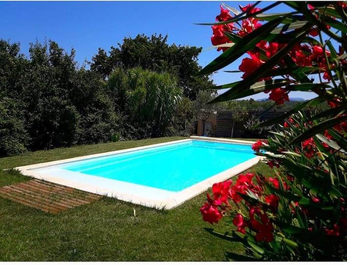 Location de vacances pour 6 personnes, avec jacuzzi et piscine ainsi que jardin et terrasse à Saint-Maurice-sur-Eygues - 2