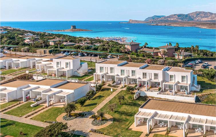Apartamento vacacional entero, Apartamento junto a la playa AC, Parking, Piscina, Internet in Spiaggia La Pelosa, Stintino