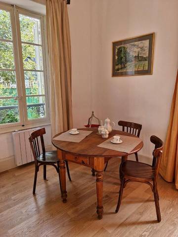 Gîte pour 7 personnes, avec vue et jardin à Bourbon-l'Archambault