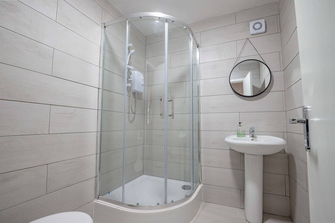 Entire apartment, Host & Stay | Bromyard Flat 2 in Worcester, Worcestershire