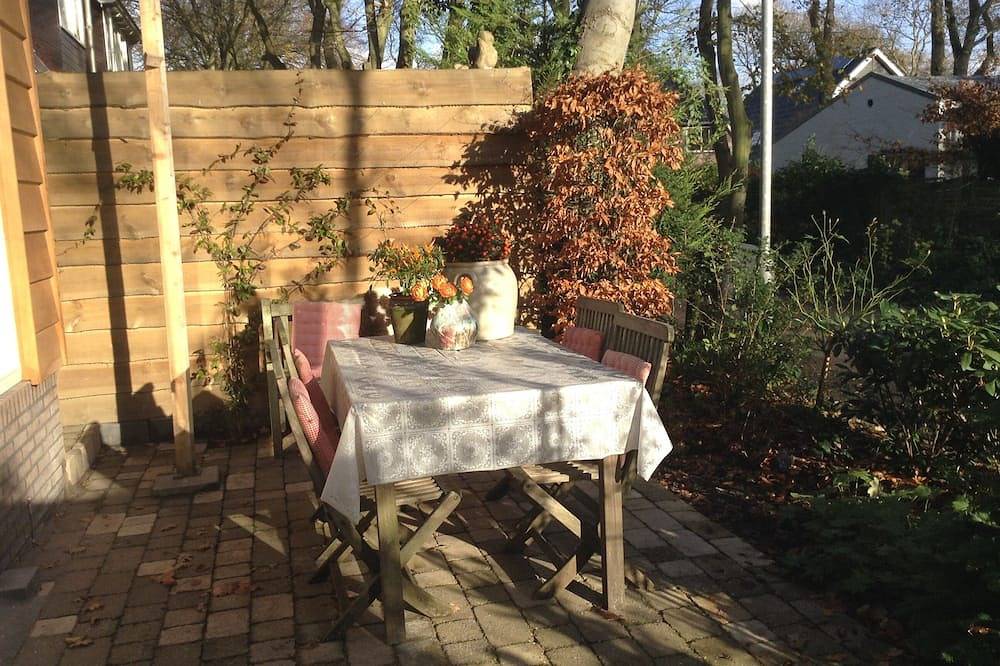 Bungalow sehr idyllisch. Direkt am Wald, Dünen und Strand. in Bergen (Nordholland), Niederländische Nordsee