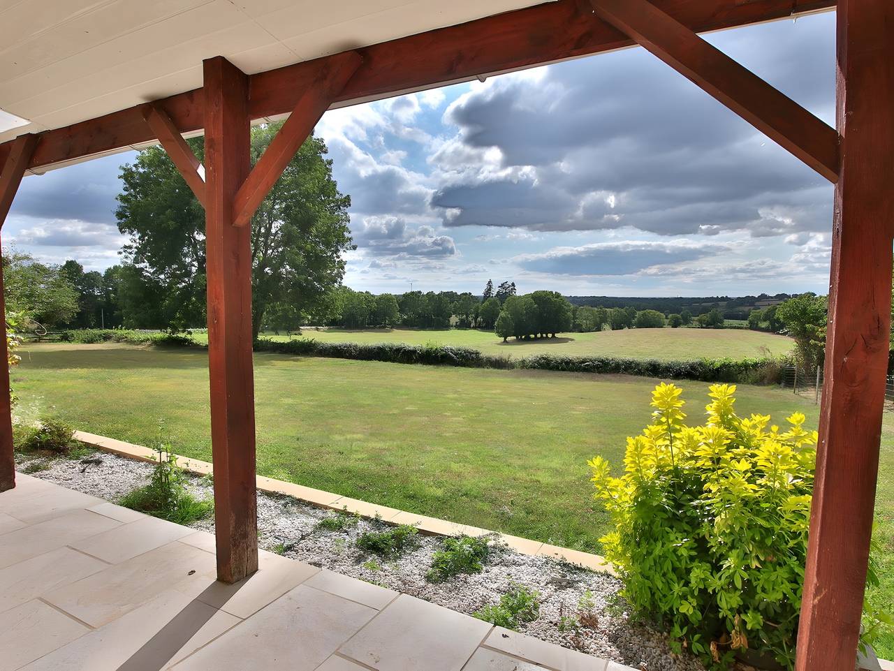 Gîte de la fazilière - Maison de campagne avec grand jardin clos in Vernoux-en-Gâtine, Deux-Sèvres