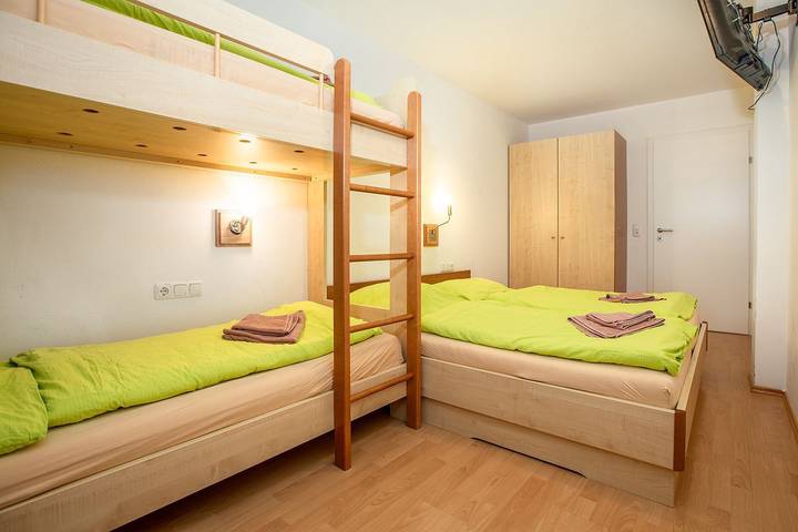 Chalet voor 10 personen, met terras en sauna, met huisdier in Konigsleiten