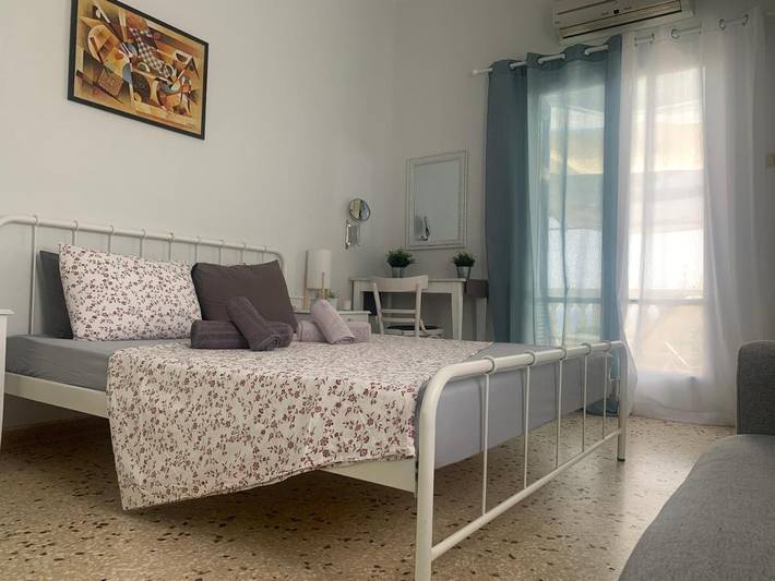 Gîte pour 5 personnes, avec jardin et vue dans Poros - 4