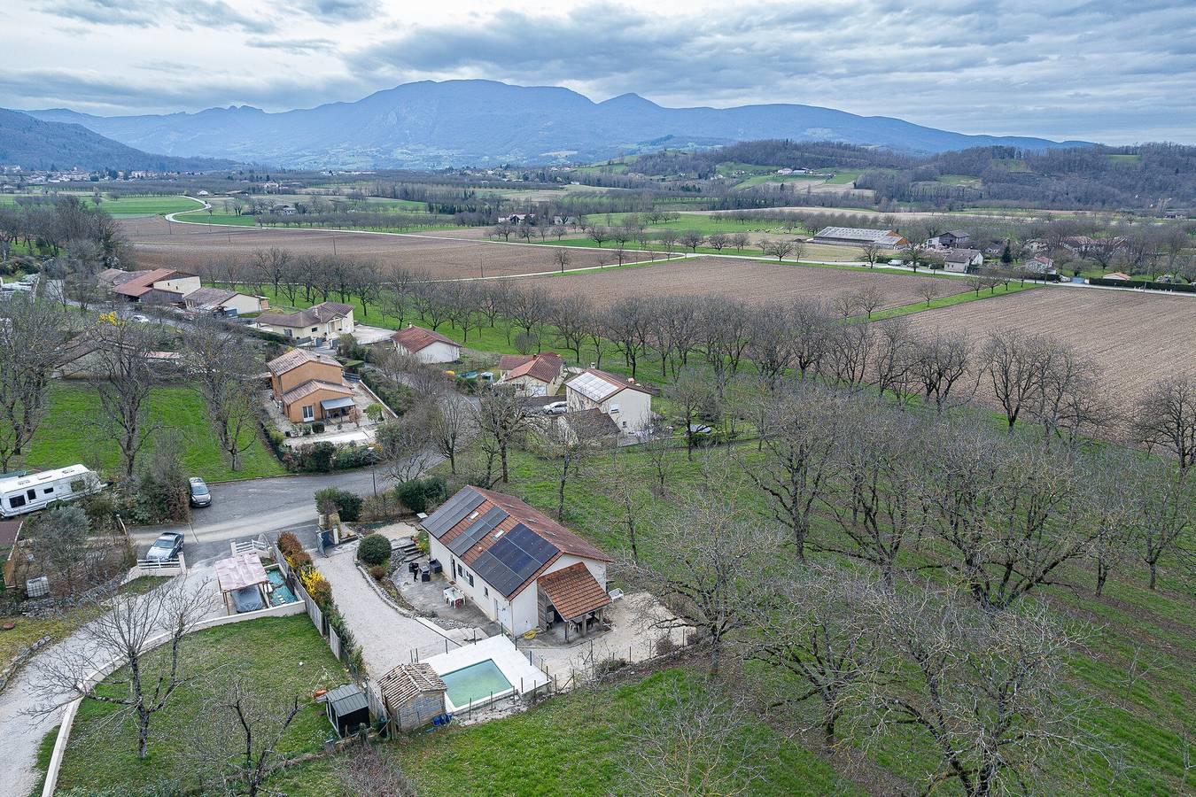 Maison de vacances 'La Maison Dans Les Noyer' avec piscine privée, Wi-Fi et climatisation in Sainte-Eulalie-en-Royans, Parc naturel régional du Vercors