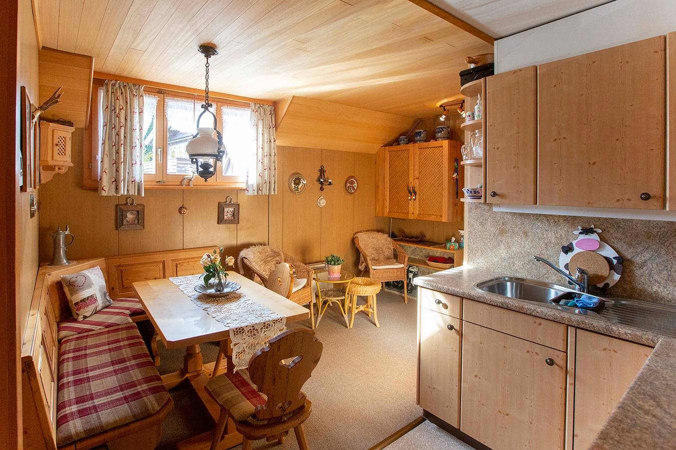 Ganze Ferienwohnung, Chalet Ruedi (Charmingstay) - 3.5-Zimmerwohnung in Flumserberg, Flums