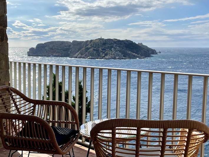 Mediterrane Villa mit 3 Schlafzimmern, Terrasse, atemberaubende Aussicht in l'Estartit, Torroella de Montgrí