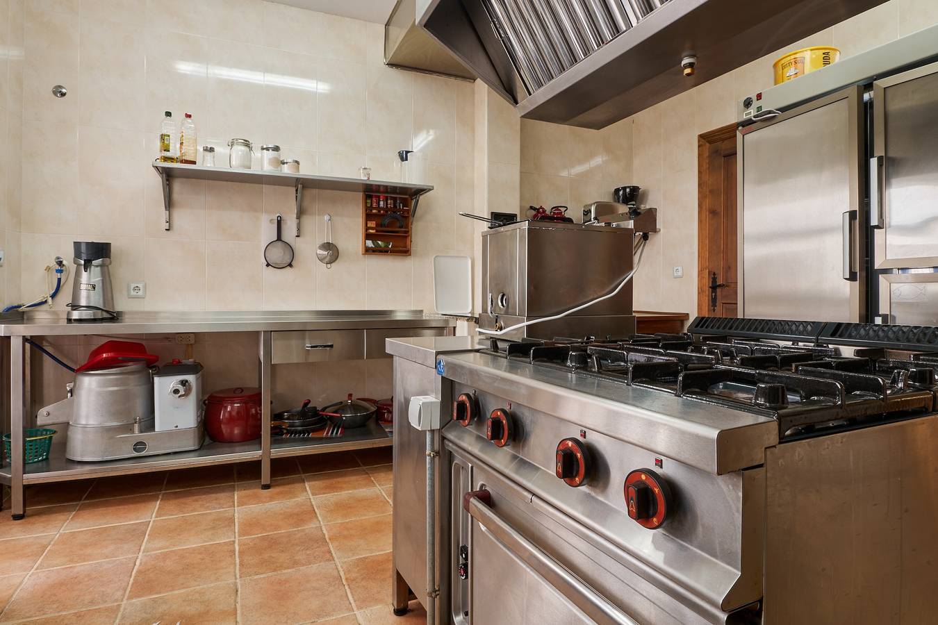 Maison de campagne "C T R Montealegre" avec vue sur les montagnes, jardin privé et Wi-Fi in Villagatón, Chaîne Cantabrique