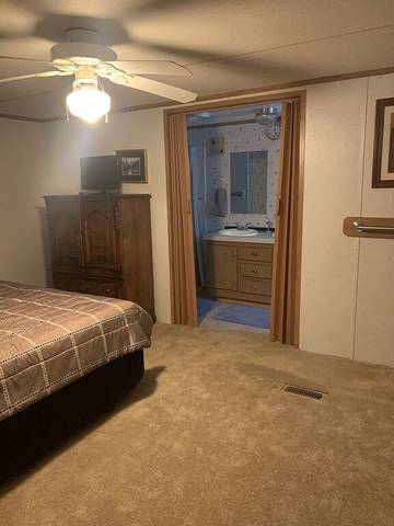 Camping for 6 Guests in Ozark Mountains, Oklahoma, Picture 3