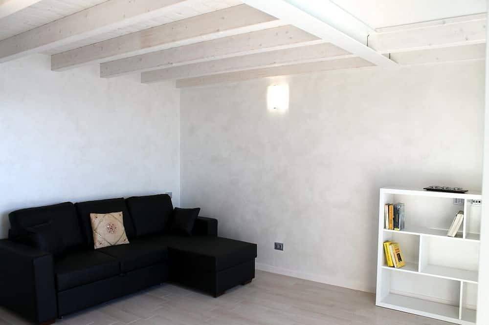Geheel appartement, Appartement aan het Iseomeer 4/6 personen met zwembad Uitzicht op het meer in Spiglia, Gemeente Parzanica
