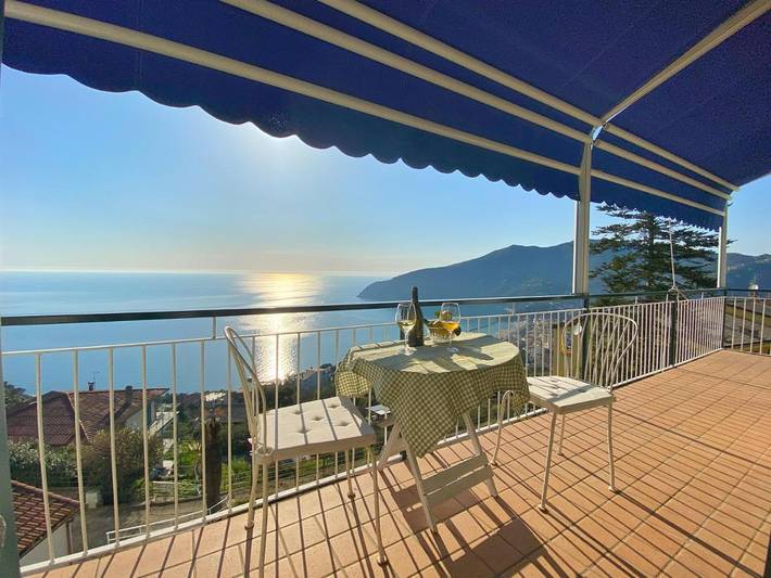 Villa für 7 Personen, mit Balkon und Terrasse sowie Garten und Pool