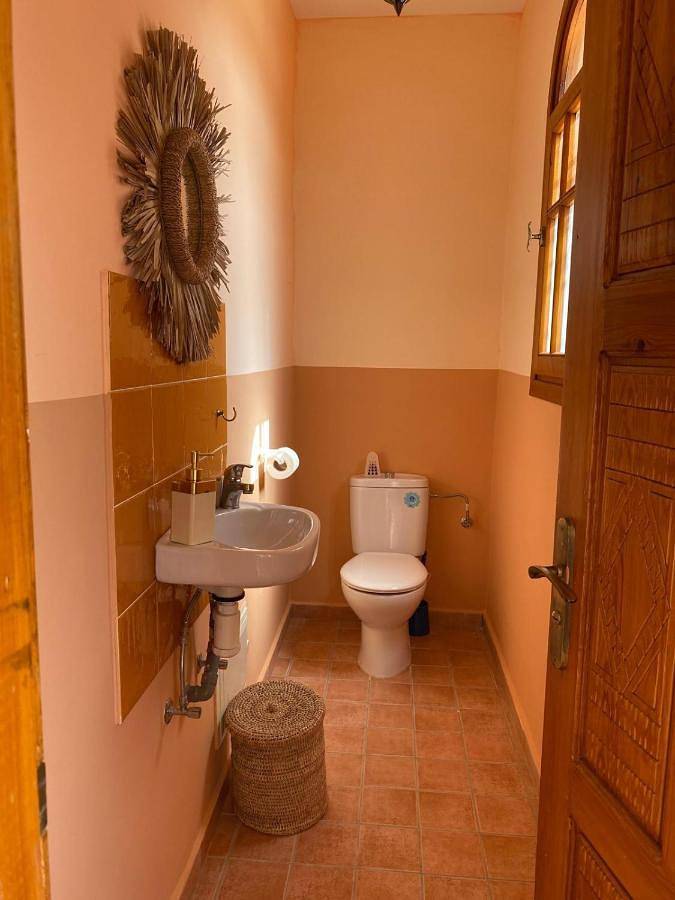 Maison d’hôte pour 4 personnes, avec vue ainsi que jardin et piscine dans Ghazoua - 3