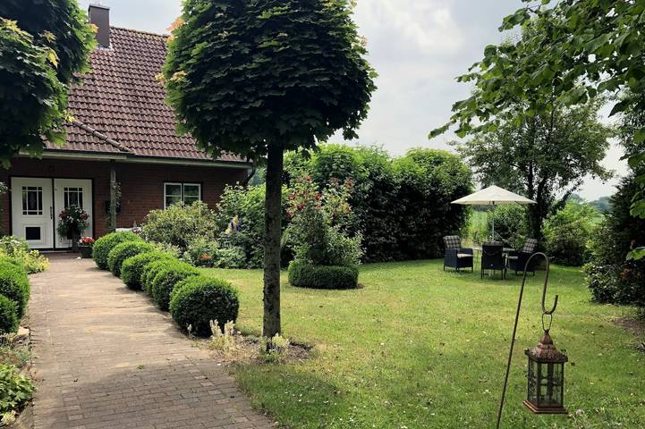 Ferienwohnung für 4 Personen, mit Garten in Hörsten