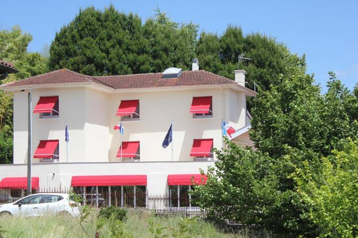 Hôtel pour 2 personnes, avec terrasse, animaux acceptés dans Morcenx-la-Nouvelle - 4