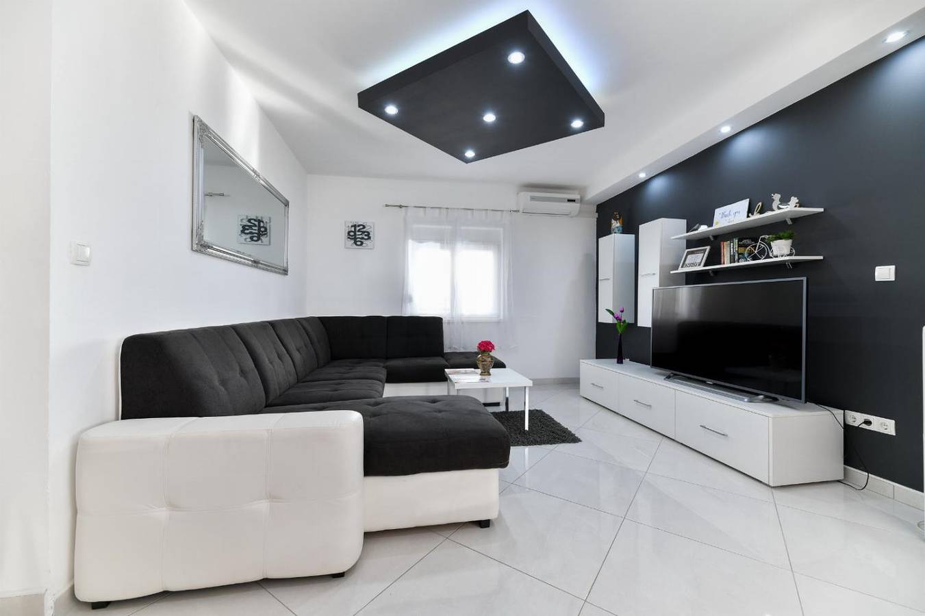 Villa für 10 Personen mit Garten in Obrovac, Zadar