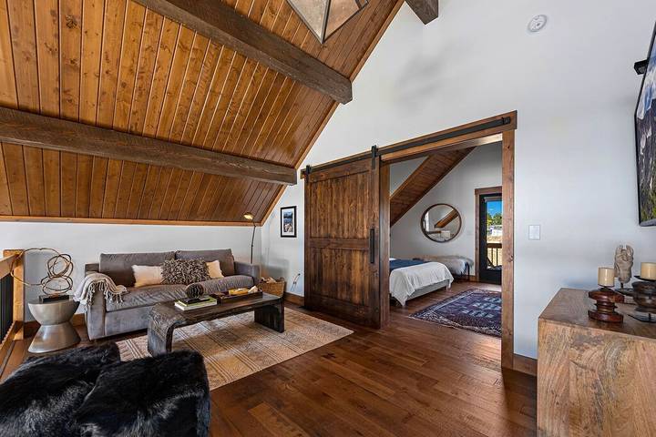 Log cabin for 6 people, with hot tub and balcony in Estes Park