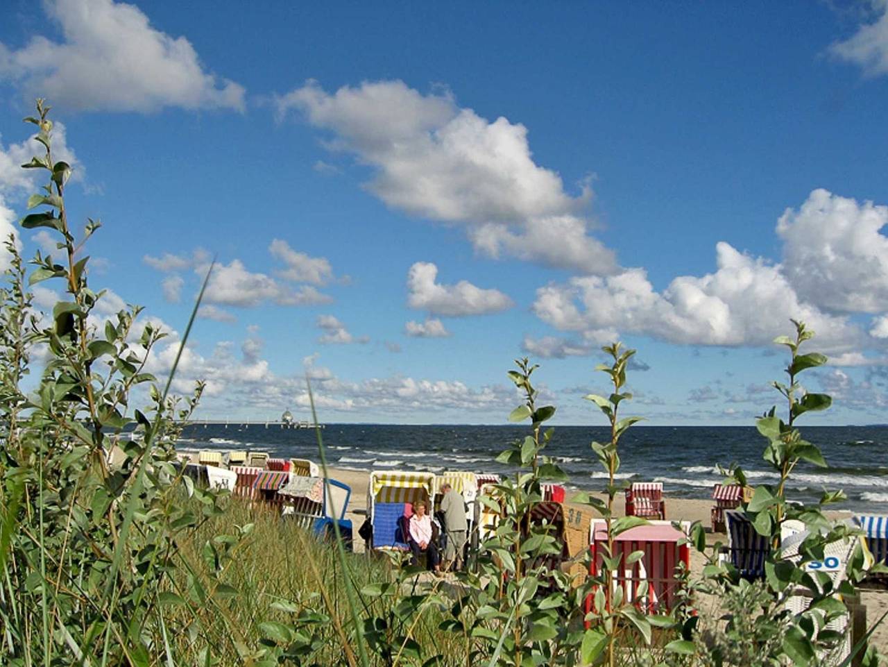 Ganze Ferienwohnung, 4 Fewos Diedrich **300m vom Ostseestrand entfernt** - Ferienwohnung 2 in Zinnowitz, Usedomer Norden