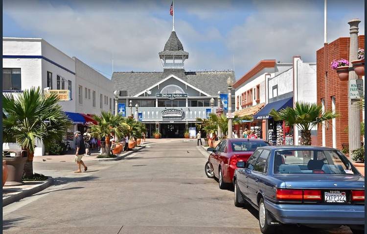 Vacation house for 6 people, with balcony in Newport Beach