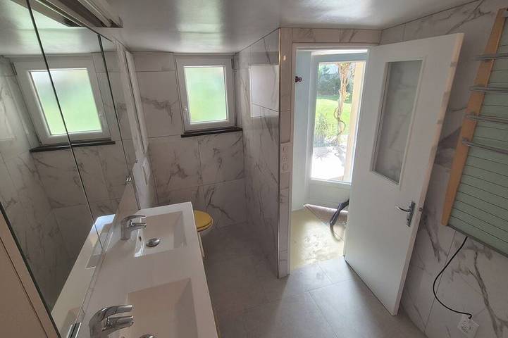 Private home with family suite, bedroom, living room, kitchen, and bathroom in Champigny-sur-Marne, Val-de-Marne