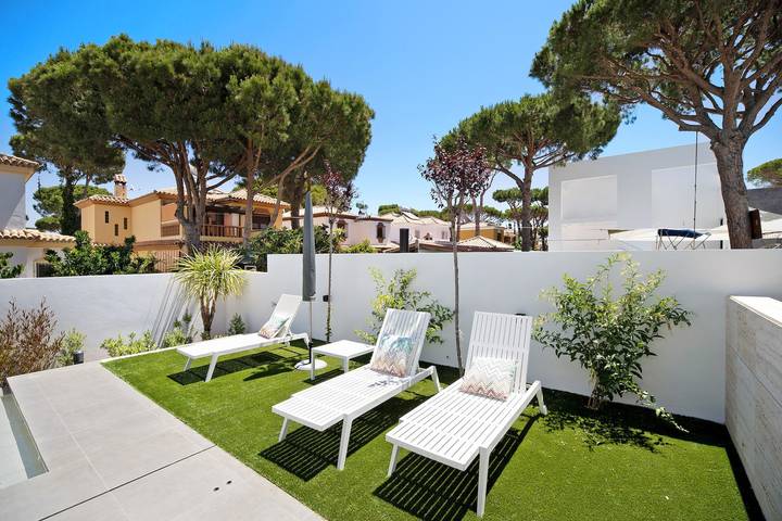 Lola Sea Villa con piscina privada, gimnasio y Wi-Fi in Sancti Petri, Chiclana de la Frontera