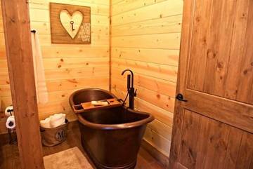 Log Cabin for 20 Guests in Broken Bow Lake, McCurtain County, Picture 1