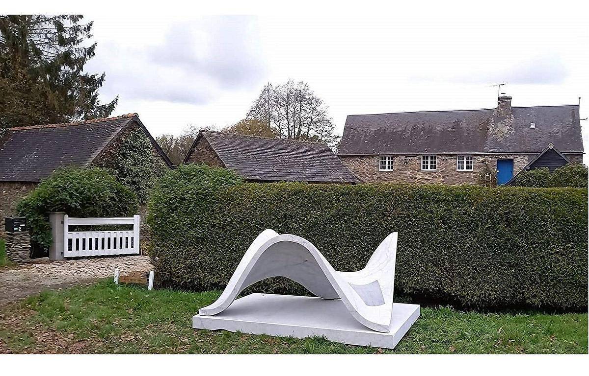 Le parfum des fleurs - Lilas in Plussulien, Cotes-d'Armor