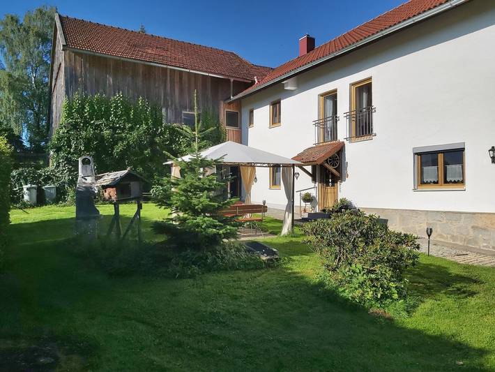 Ferienwohnung für 4 Personen, mit Terrasse und Garten in Kirchdorf im Wald