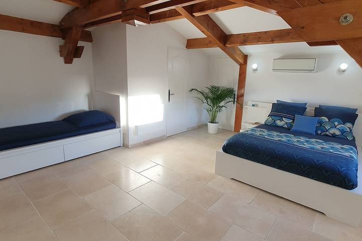 Quiet house near Aix-en-Provence in Saint-Cannat, Aix-en-Provence e dintorni