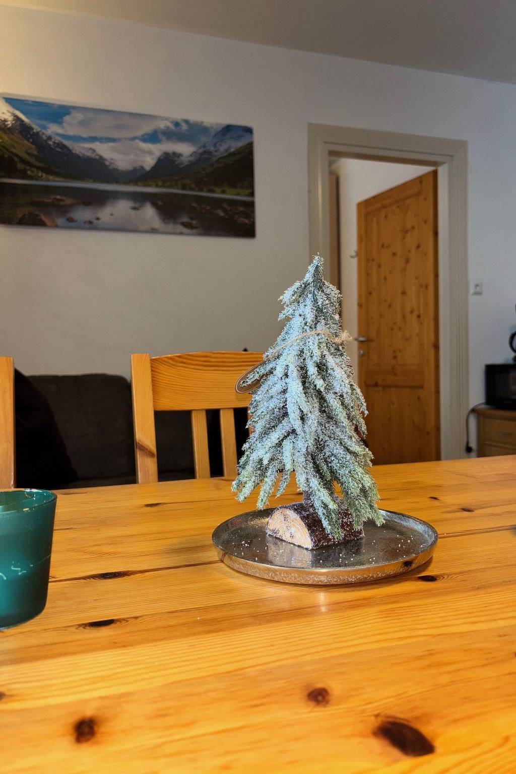 Ganze Wohnung, Ferienwohnung mit Bergblick, Balkon, Parkplatz und WLAN in der Nähe der Skilifte in Kaprun, Pinzgau