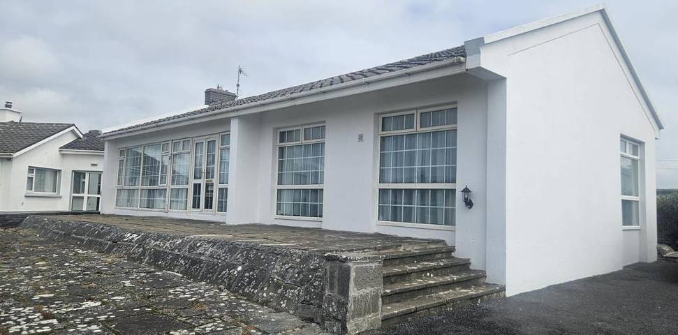 Holiday rental for 6 people, with Garden and View in Lahinch