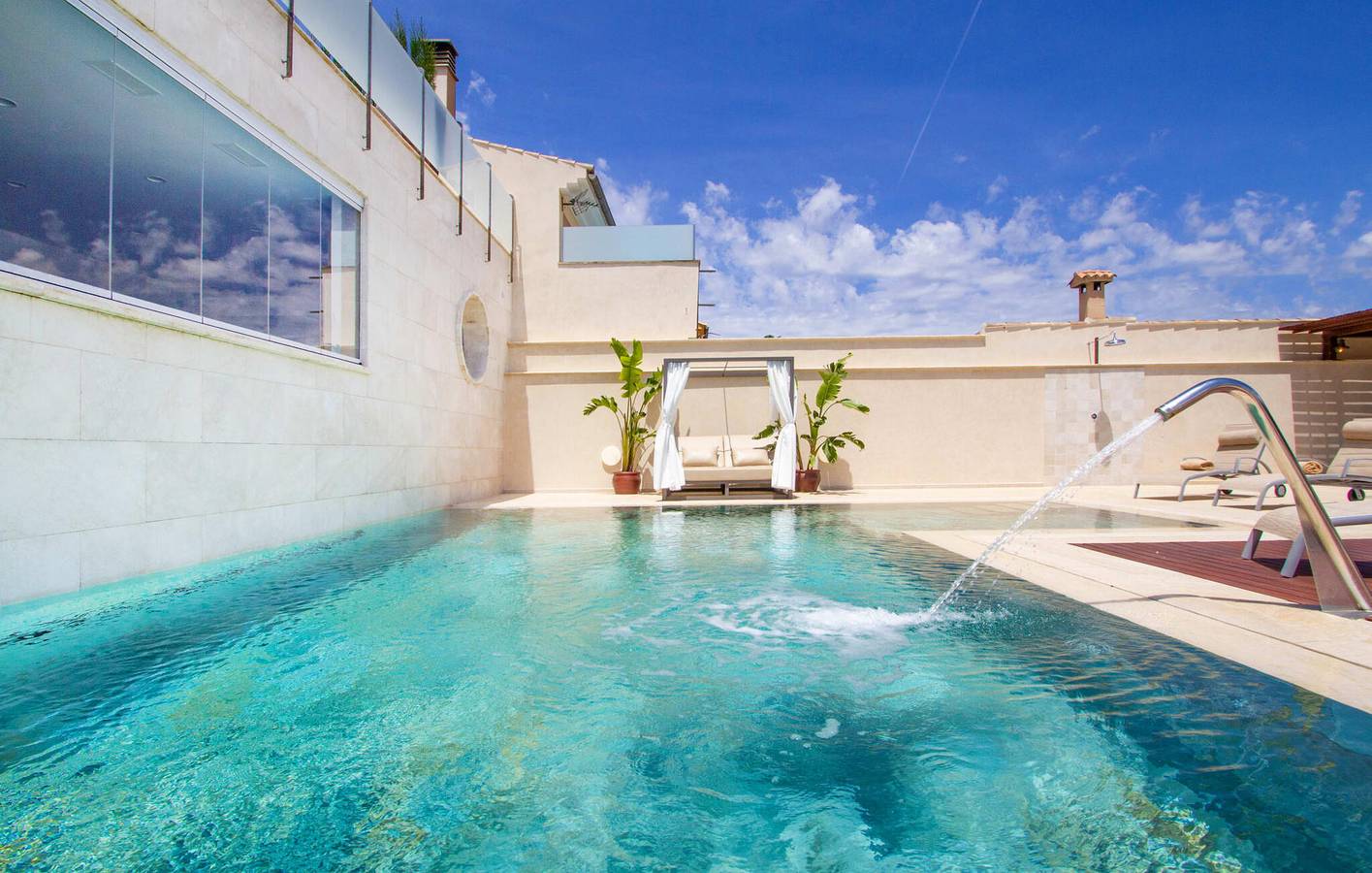 Gemütliches Apartment mit Pool, AC & BBQ in der Nähe des Stadtzentrums in Establiments, Palma