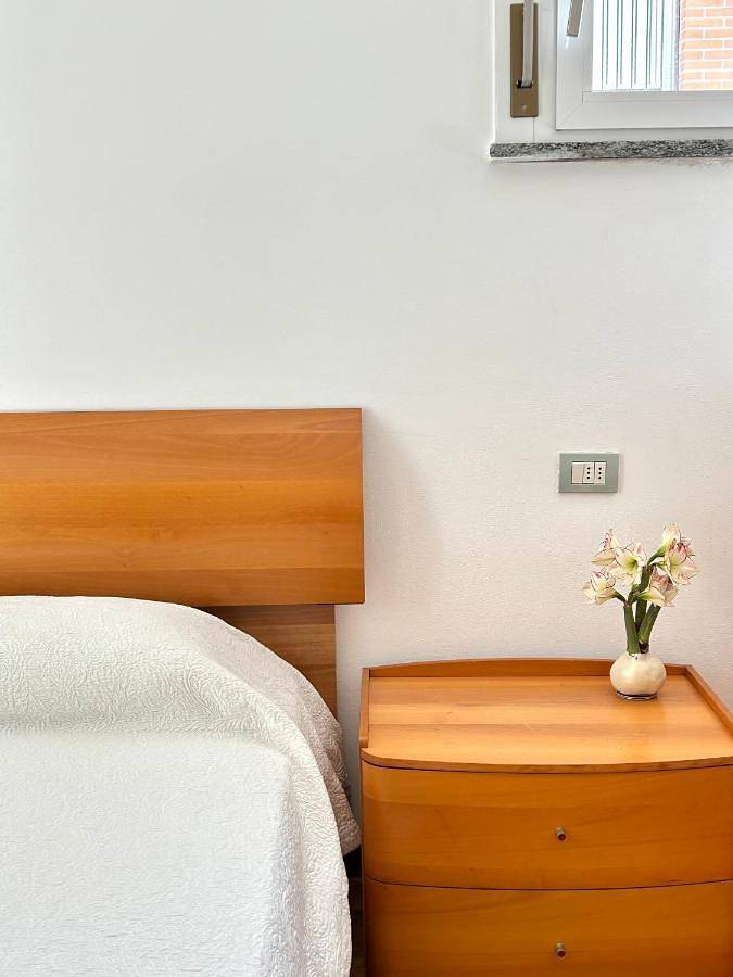 Appartamento intero, Camera Matrimoniale con Bagno Privato - Milano Bollate in Bollate, Provincia di Milano