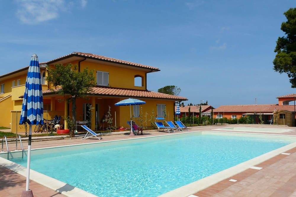 Ganze Wohnung, Fewo nah Follonica,familienfreundlich,swimmingpool, Kinderbecken,Dorfnah,bis 3 P in Scarlino, Grosseto Provinz