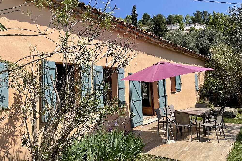 Former mill, Provencal house. in Châteauneuf-Grasse, Cannes region