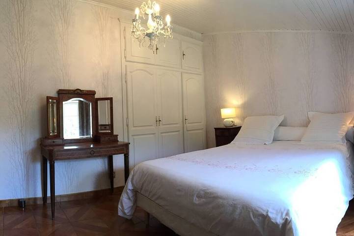 Gîte pour 13 personnes, avec jardin à Fumel - 2