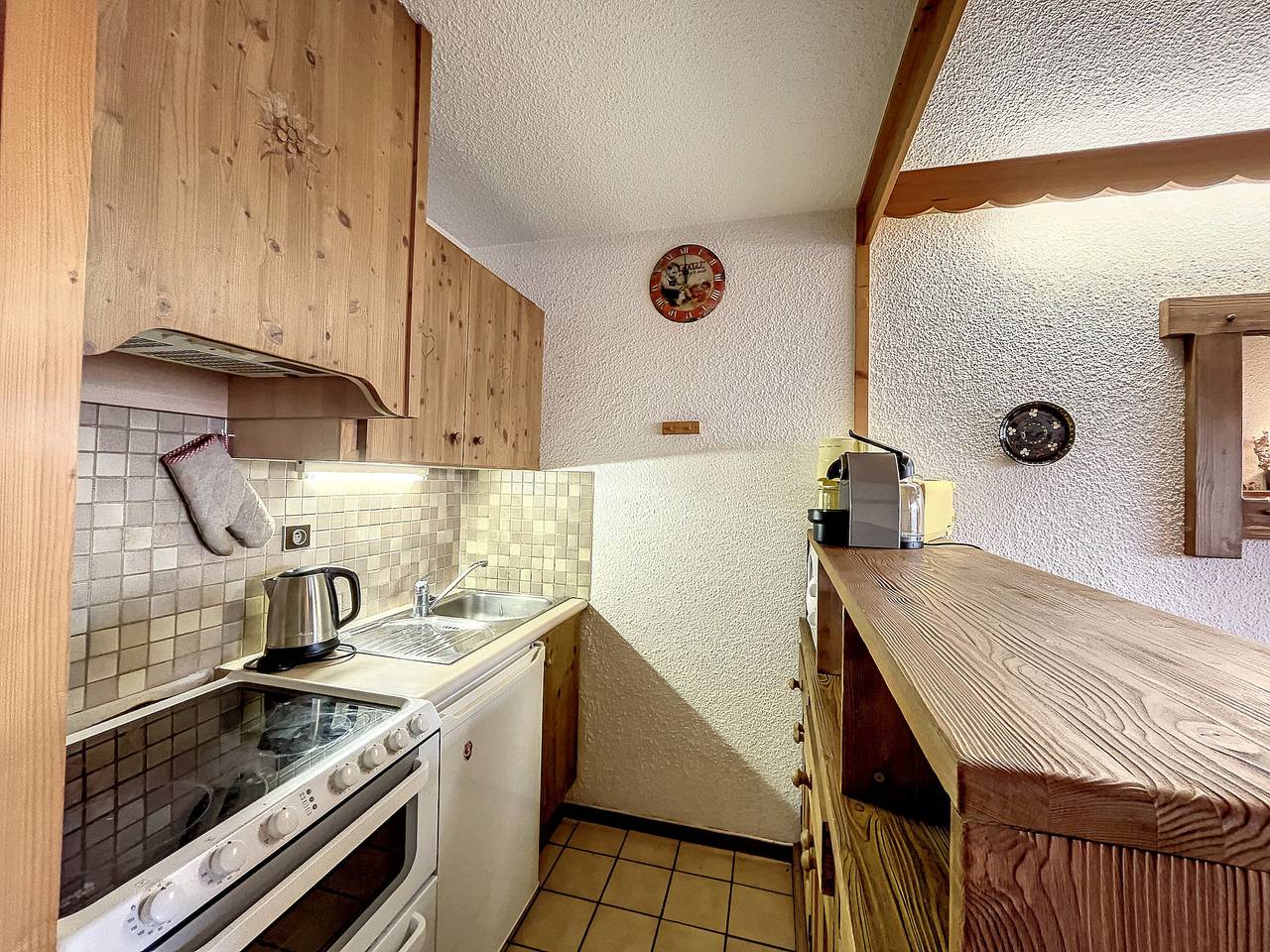 Studio entier, Studio mezzanine chaleureux au centre de Combloux avec parking in Combloux, Pays du Mont-Blanc
