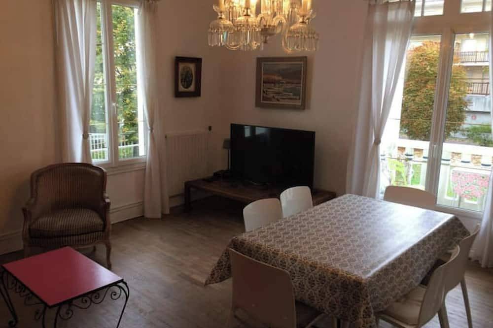 Appartement entier, Grand 5 Pièces Bord De Plage Et Centre in Villers-sur-Mer, Région de Lisieux