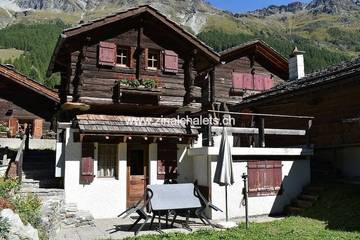Maison de campagne pour 2 personnes, avec jardin dans Ayer (Anniviers)