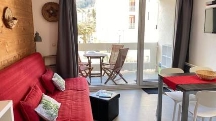 Gîte pour 4 personnes, avec balcon et piscine dans Thermes d'Allevard