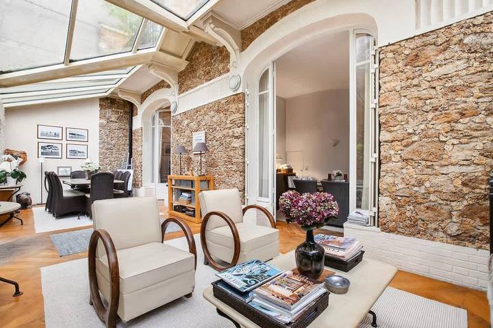 Location de vacances pour 6 personnes, avec jardin, animaux acceptés à Neuilly-sur-Seine