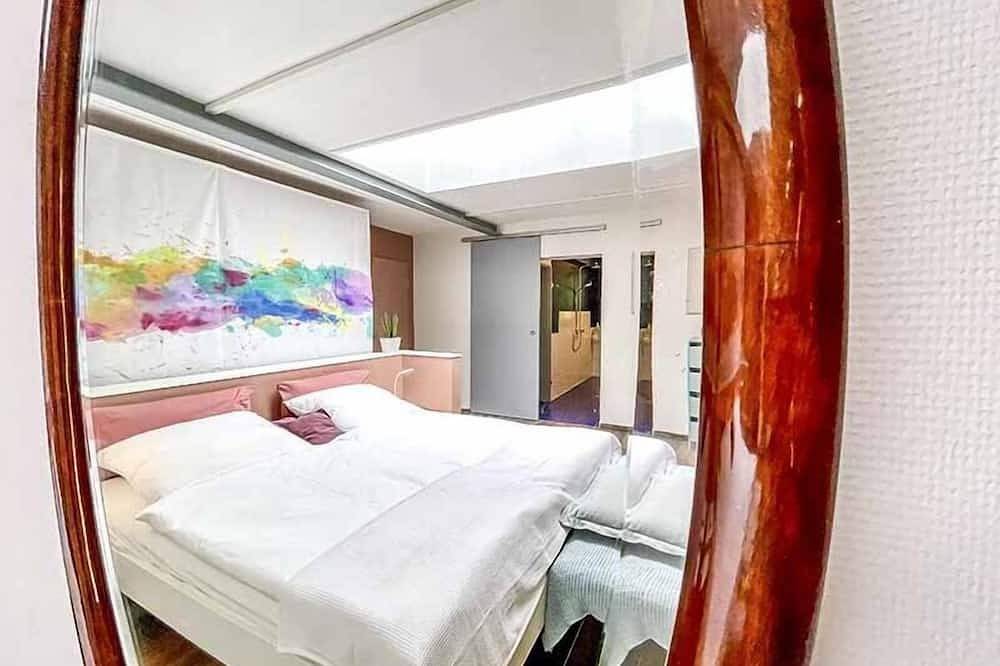 Ganze Wohnung, Ferienbungalow (82qm) mit Terrasse und Garten in Marktbreit, Fränkisches Weinland