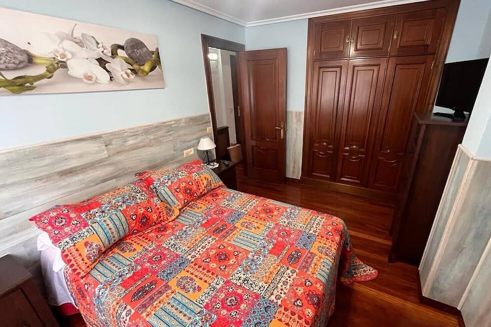 Appartamento intero, No Centro de la Ciudad, a 2 Minutos de la Playa, Restaurante, Tiendas, Farmacia in Distrito Centro (Gijón), Gijon