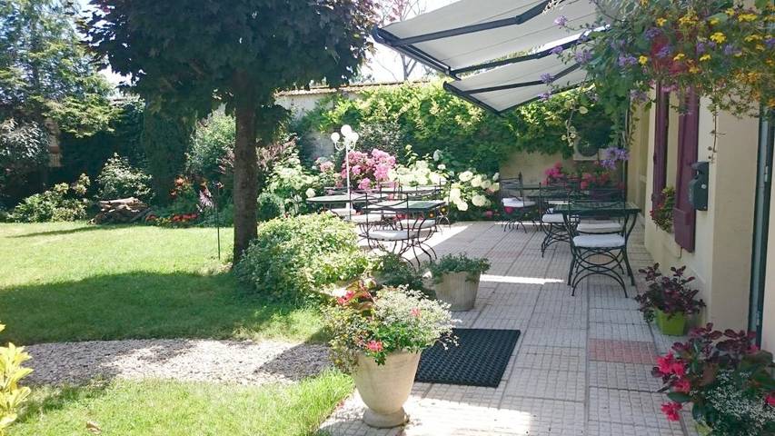 Hôtel pour 2 personnes, avec terrasse et jardin à Saint-Florentin - 4