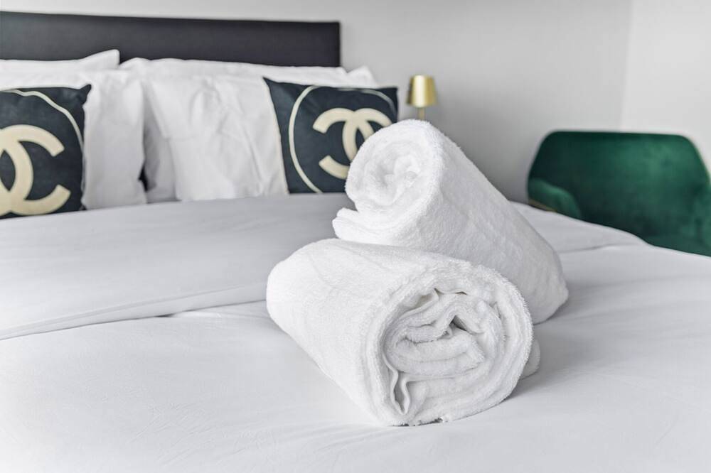 3 bed - Sleeps 7 - Modern & Comfort in Nottingham, Midlands del Este