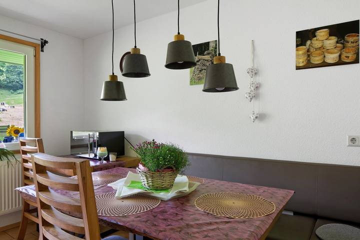 Ganze Wohnung, Apartment 'Melanie' mit Bergblick, Gemeinschaftsterrasse und Wlan in Hofsgrund, Oberried