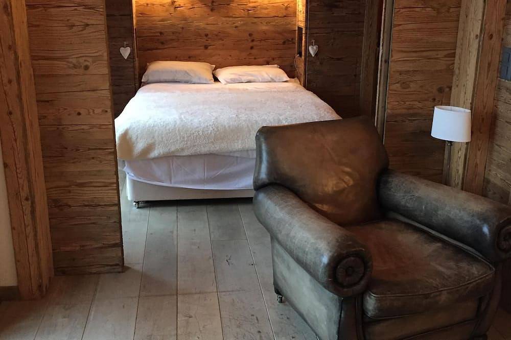 Entire apartment, Stunning Verbier 3 bedroomed in center sleeps 5-8 in Bagnes, Wallisian Alps