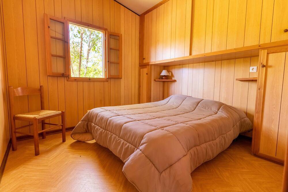 Chalet rental in the heart of nature  in Santa Lucia di Moriani, Corte e dintorni