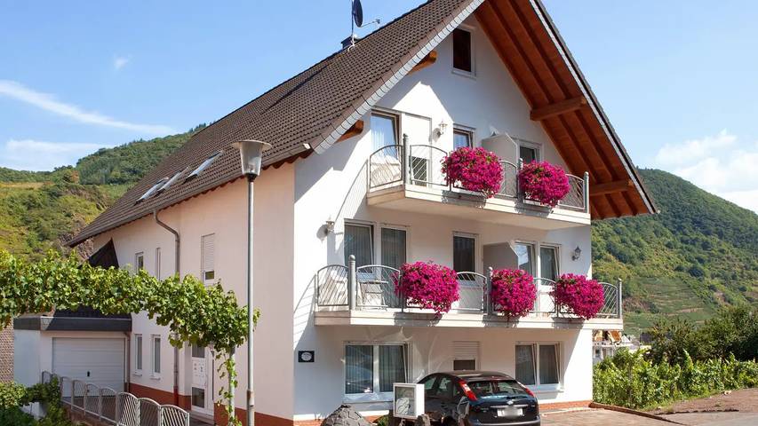 Ferienwohnung für 4 Personen, mit Balkon in Ellenz-Poltersdorf